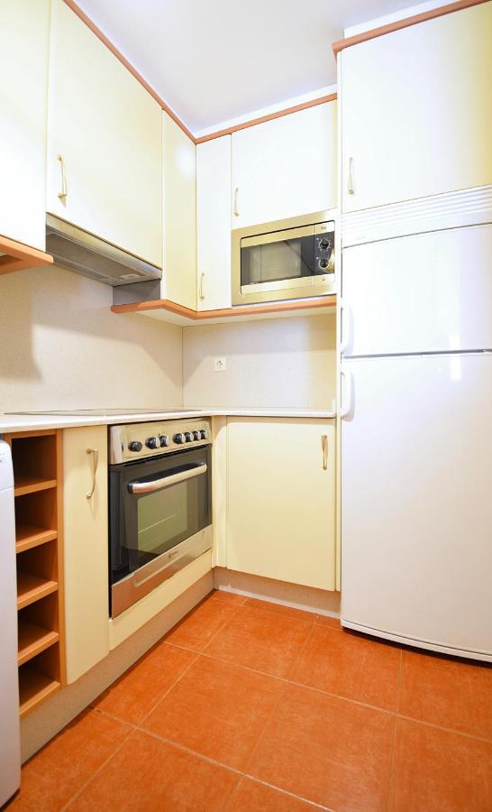 Galihost - Apartamento Con Piscina En El Centro De サンシェンショ エクステリア 写真