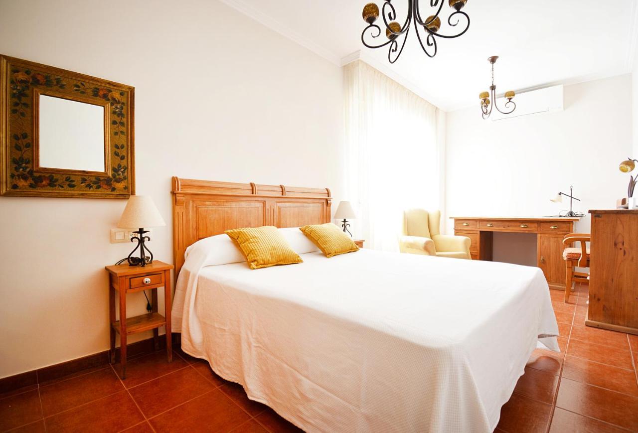 Galihost - Apartamento Con Piscina En El Centro De サンシェンショ エクステリア 写真