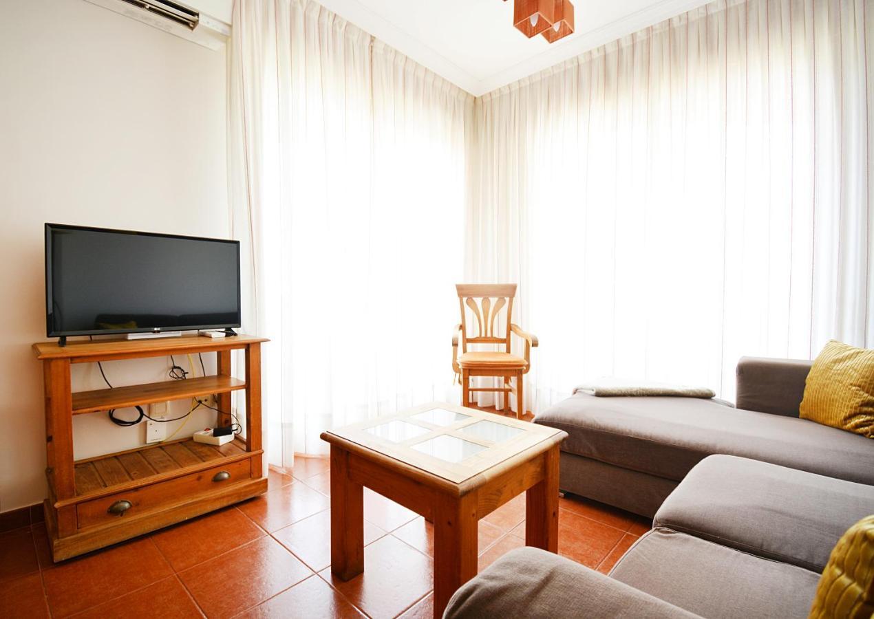 Galihost - Apartamento Con Piscina En El Centro De サンシェンショ エクステリア 写真