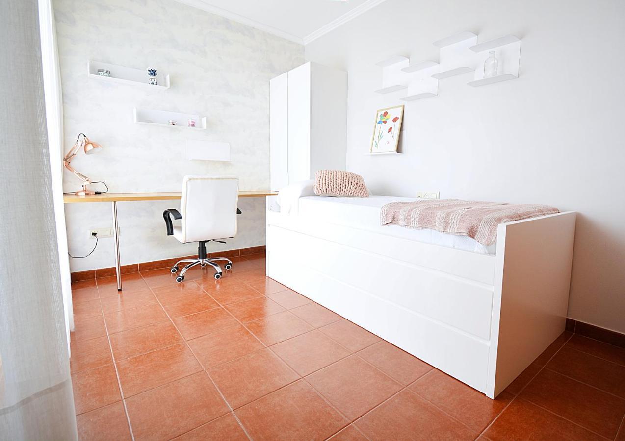 Galihost - Apartamento Con Piscina En El Centro De サンシェンショ エクステリア 写真