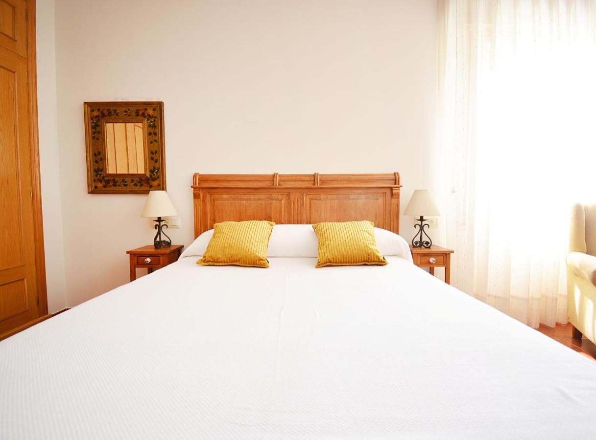 Galihost - Apartamento Con Piscina En El Centro De サンシェンショ エクステリア 写真