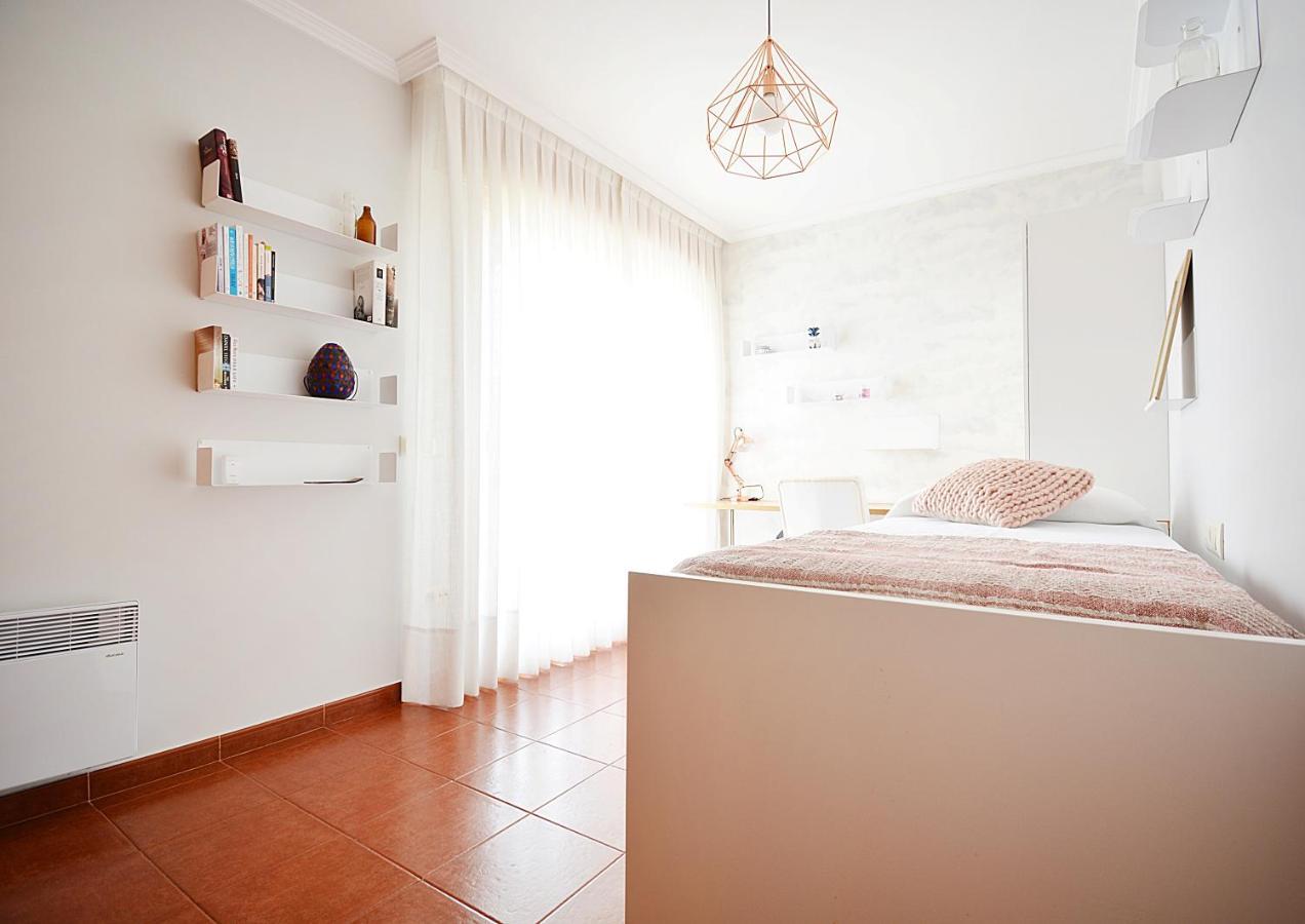 Galihost - Apartamento Con Piscina En El Centro De サンシェンショ エクステリア 写真